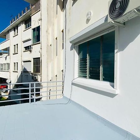 Le Sunshine - Au Coeur Du Centre Ville De Pointe- A- Pitre - Proche De Tout Avec Sa Grande Terrasse Ensoleillee Exterior photo